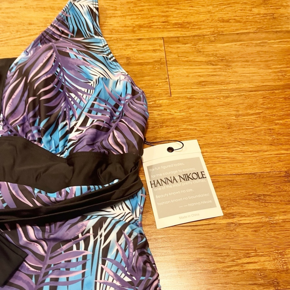 NWT! One Piece Tummy Control Blue Purple Leaf Swimsuit w Black Waist Tie. Sz. 20 - Picture 13 of 13